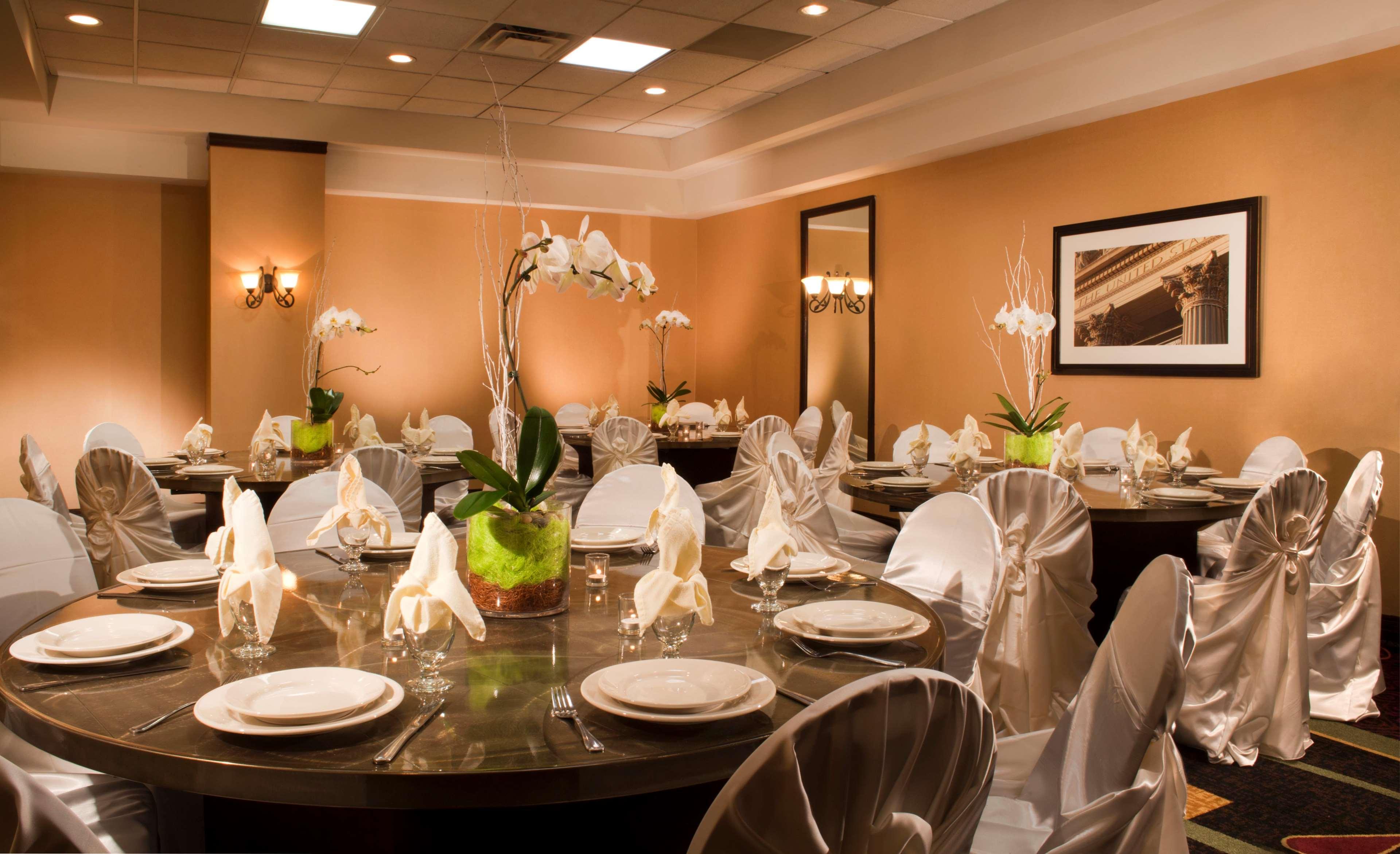 Embassy Suites By Hilton Dulles Airport Герндон Ресторан фото